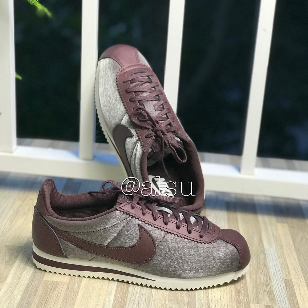 NWT Nike Classic Cortez Maroon WMNS - Picture 4 of 8
